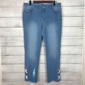 Skye’s the Limit Cropped Jeans with Stitching